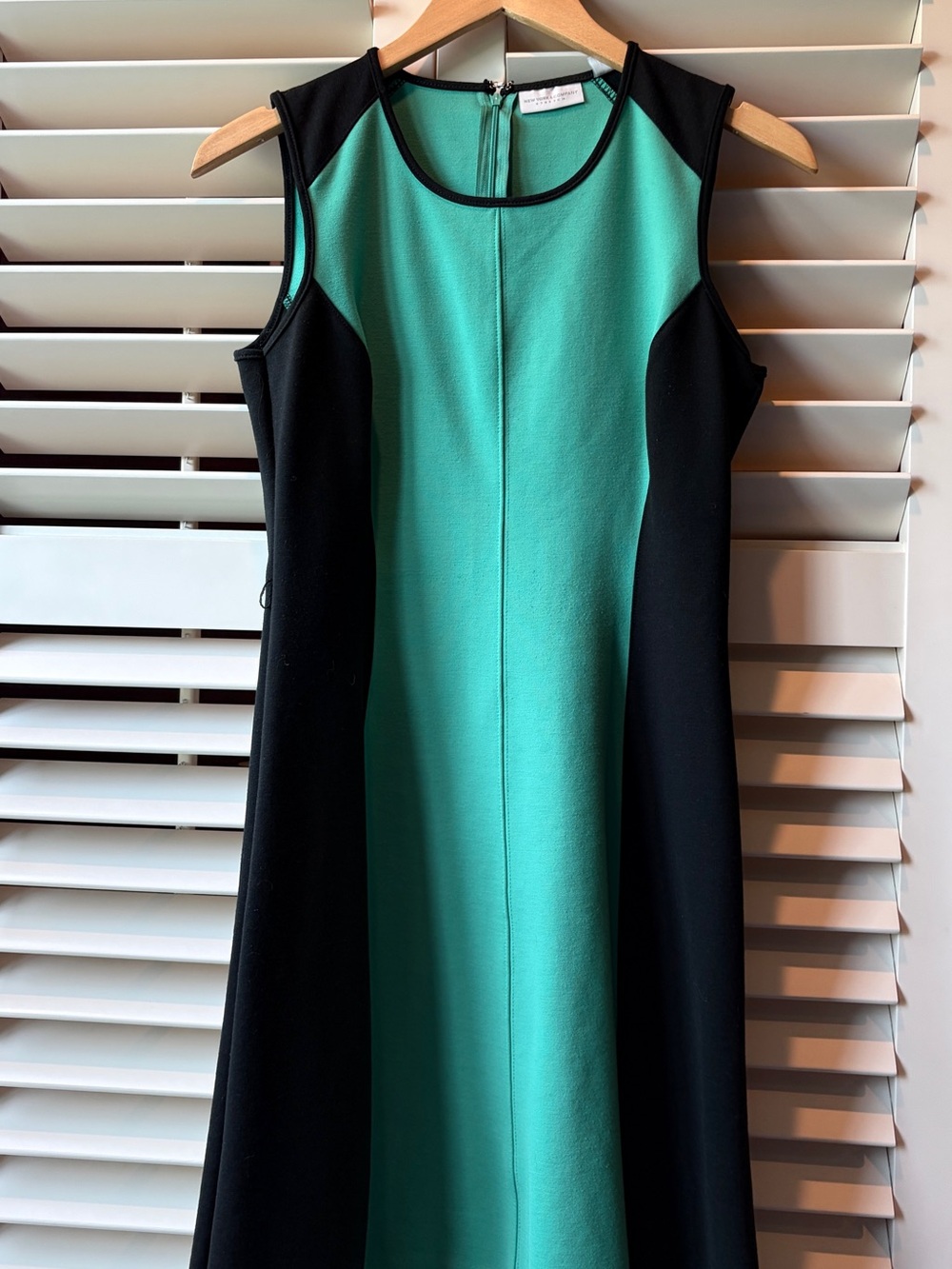 New York & Company Teal and Black Sleeveless Sheath Dress